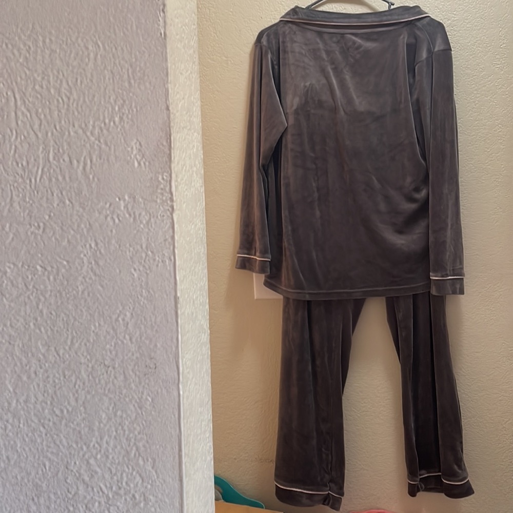 Söfft Pajama Set - Picture 5 of 11